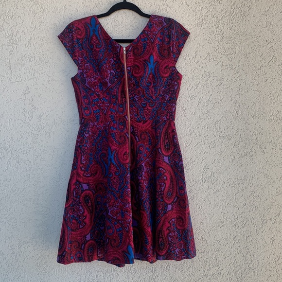 Plenty Dresses by Tracy Reese magenta blue paisley v neck/back cap sleeves - Picture 9 of 13